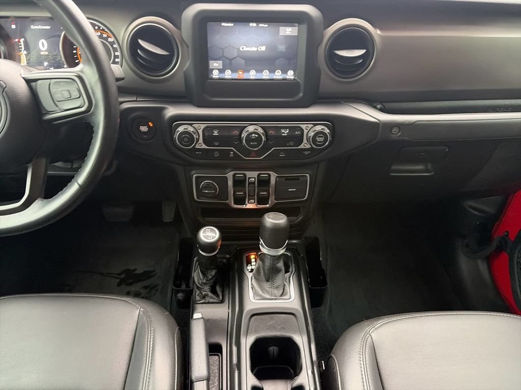 Used 2022 Red Jeep Texas Trail image 11