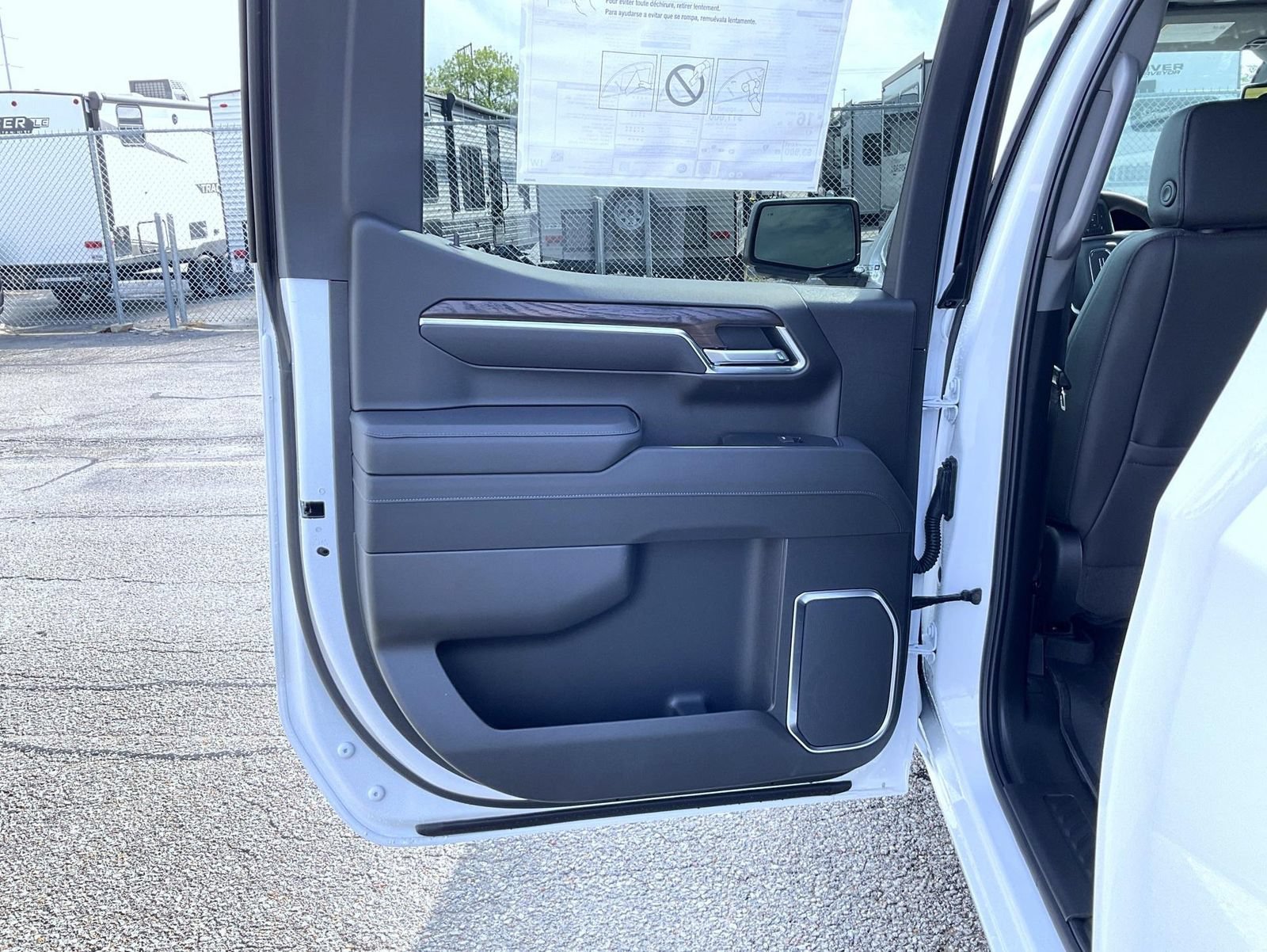2026 GMC Sierra 1500 SLT - Photo 20
