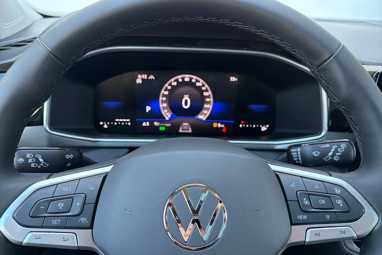 New 2026 White Volkswagen 1.5T SE Black image 22
