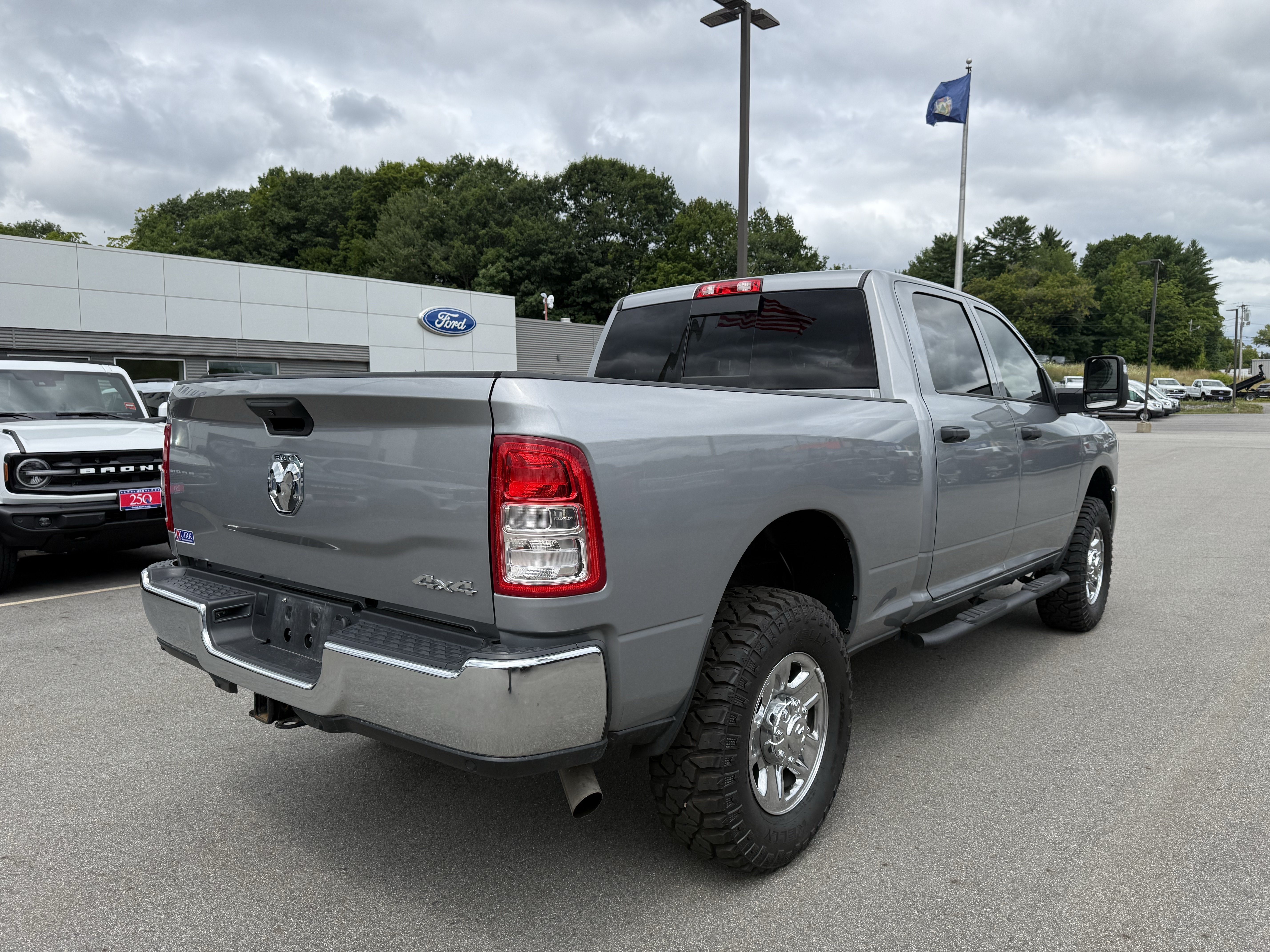 Used 2024 Billet Silver Metallic Clearcoat Ram Tradesman image 6