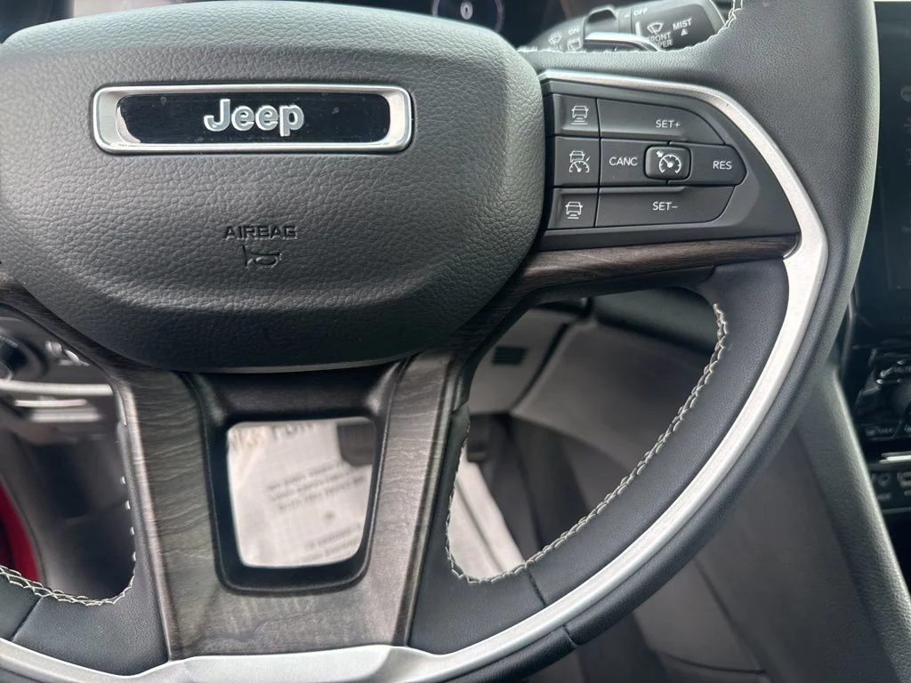 Used 2023 Red Jeep Limited image 18