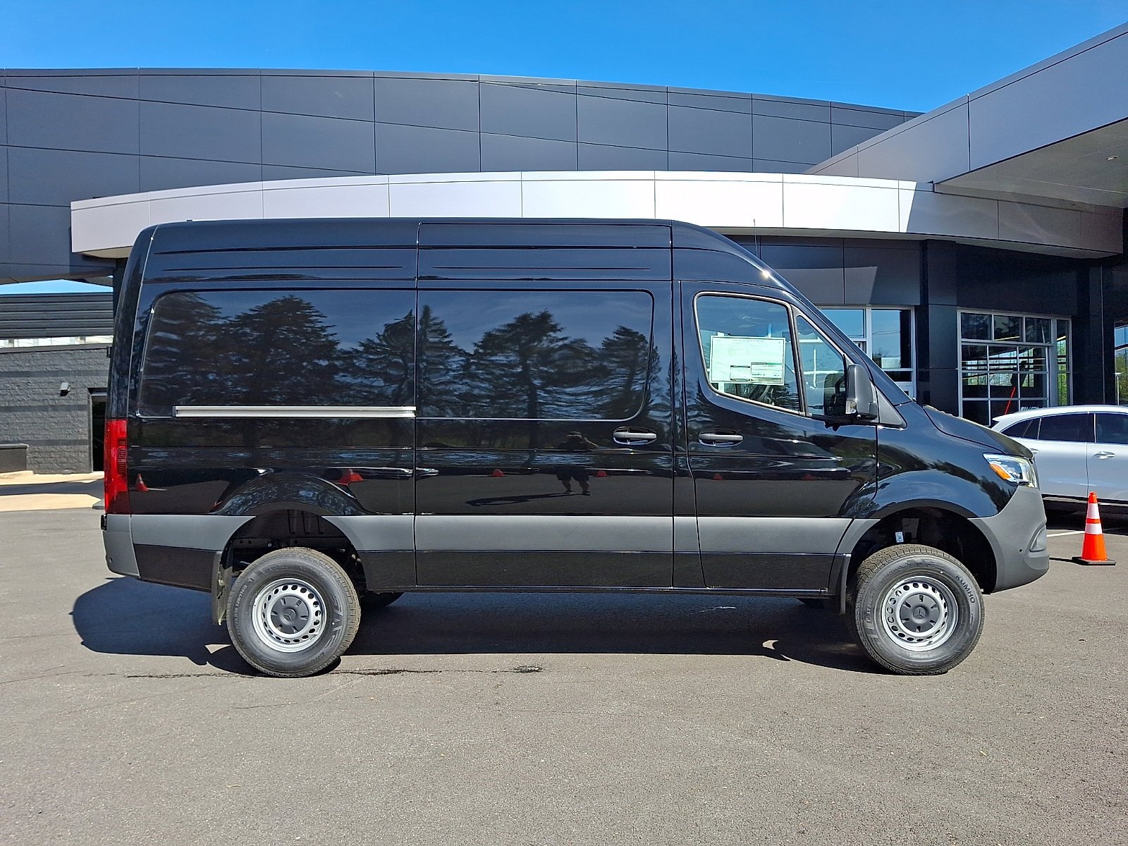 New 2026 Jet Black Mercedes-Benz Cargo 144 WB image 29