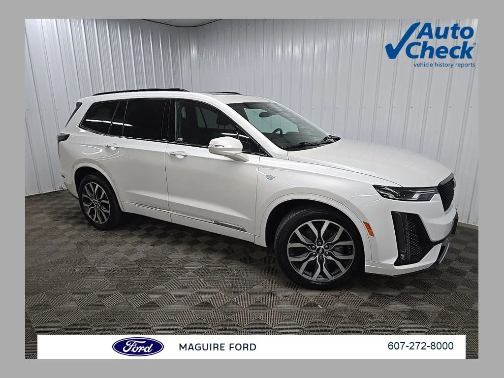 Used 2021 Crystal White Tricoat Cadillac Sport image 1