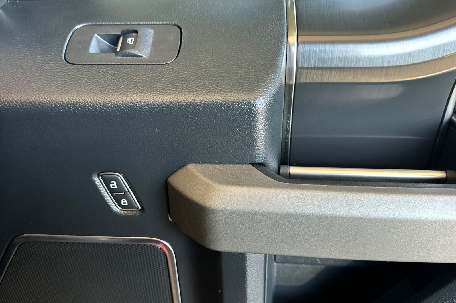 Used 2020 Red Ford Raptor image 17