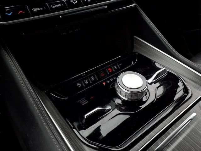 Used 2024  Jeep Series III image 5