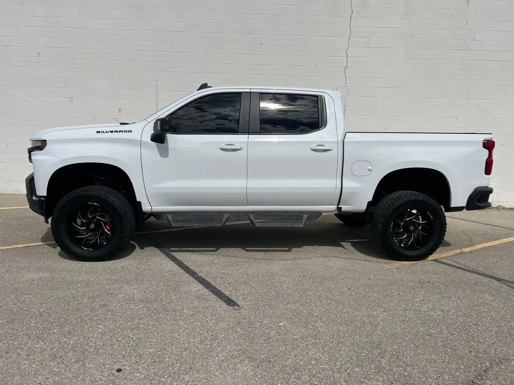 Used 2021 Summit White Chevrolet LT image 2
