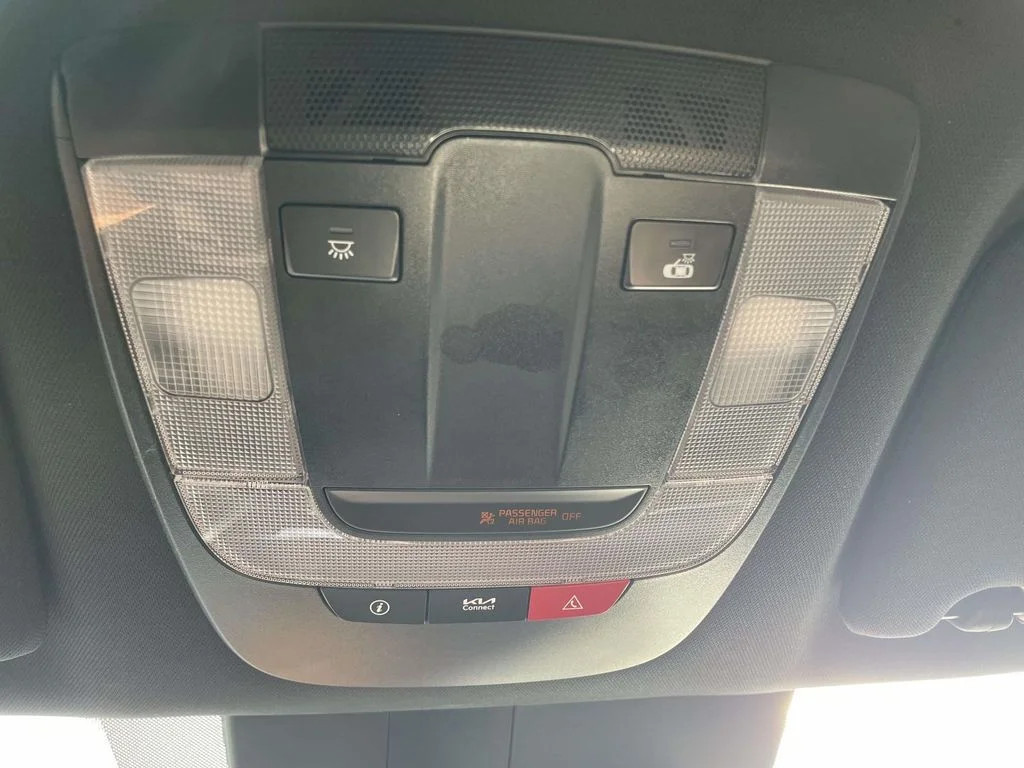 Used 2024 Glacial White Pearl Kia GT-Line image 24