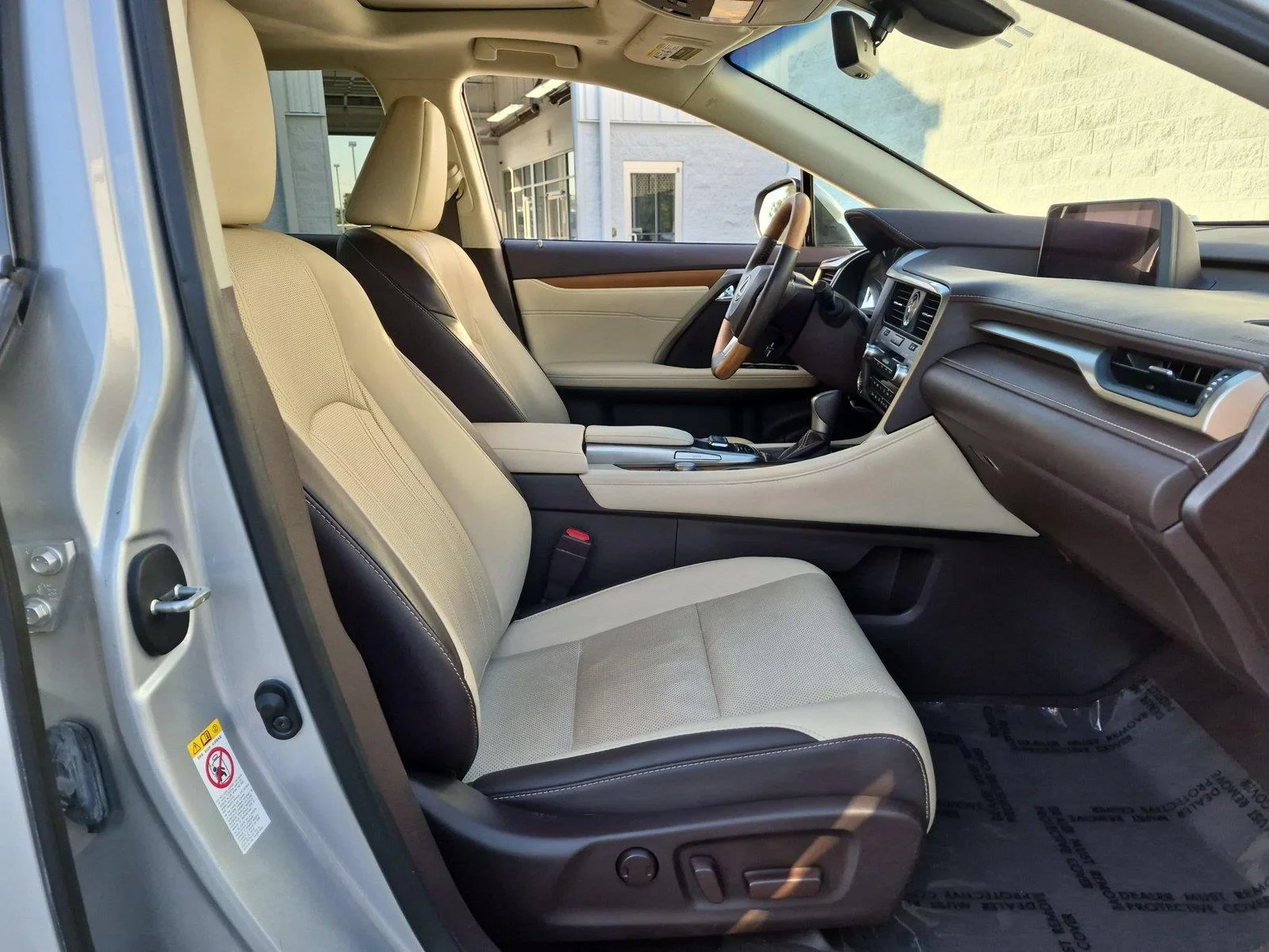Used 2018 Silver Lining Metallic Lexus RX 350 F Sport image 37