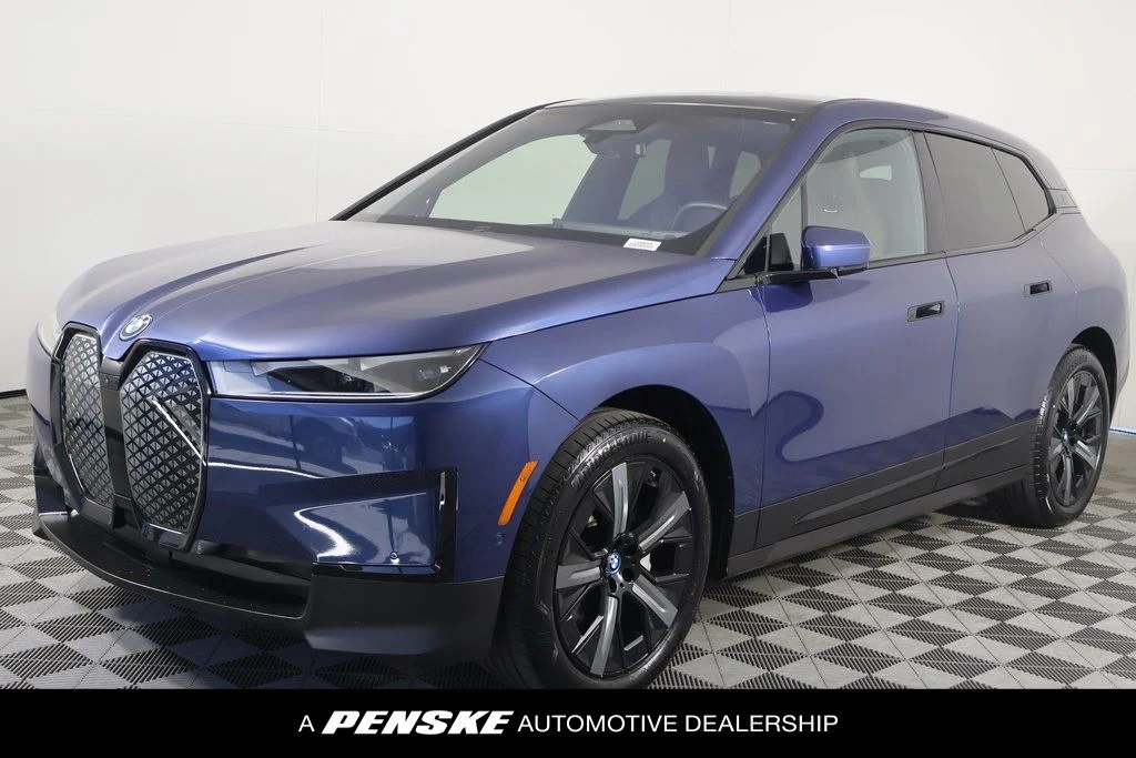 2023 BMW iX