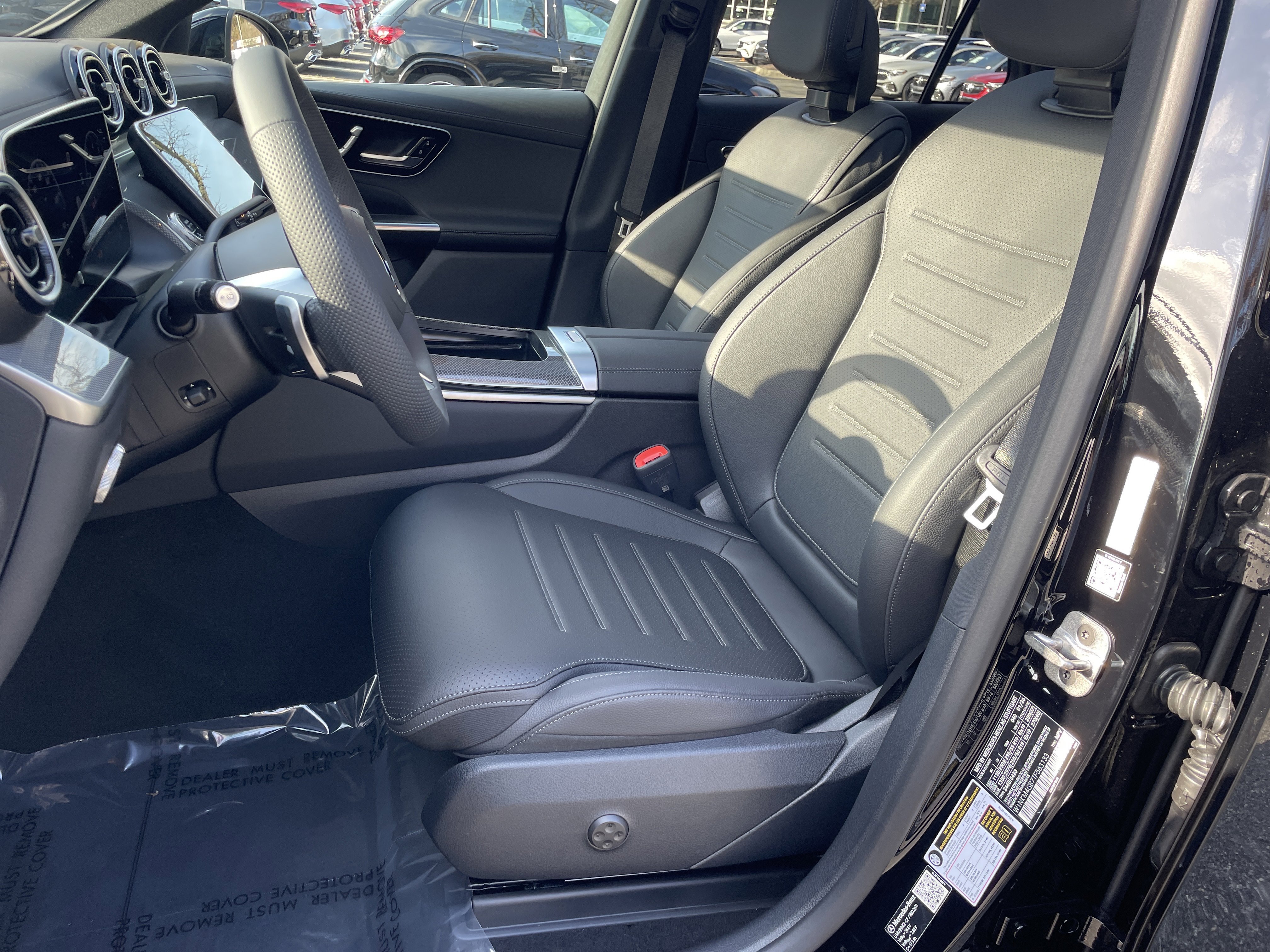 New 2026 Black Mercedes-Benz GLC 300 SUV image 21