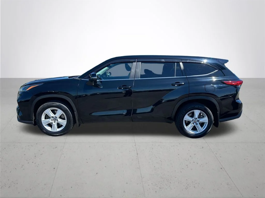 Used 2023 Black Toyota LE image 10