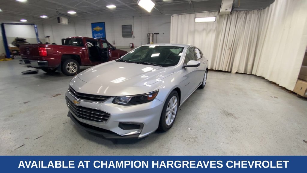 Used 2016 SILVER ICE METALLIC Chevrolet LT image 5