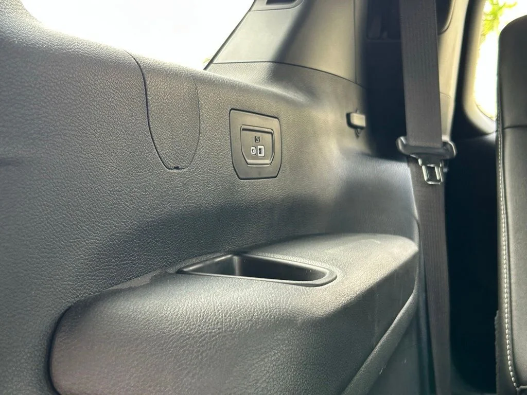 Used 2024 Gray Jeep Limited image 44