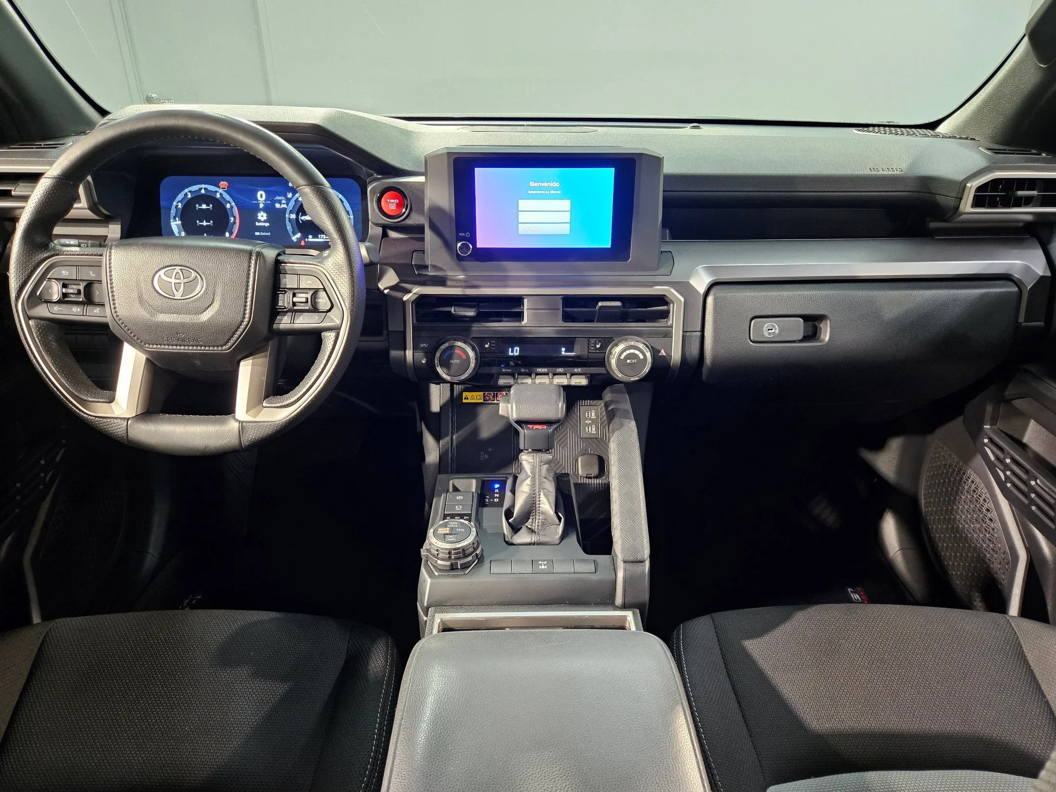 Certified Used 2025 Everest Toyota TRD Off Road image 10