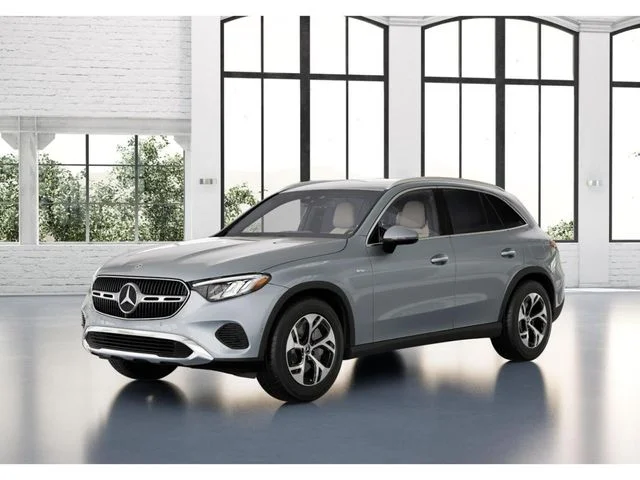 Used 2026 Silver Mercedes-Benz GLC 350e image 41