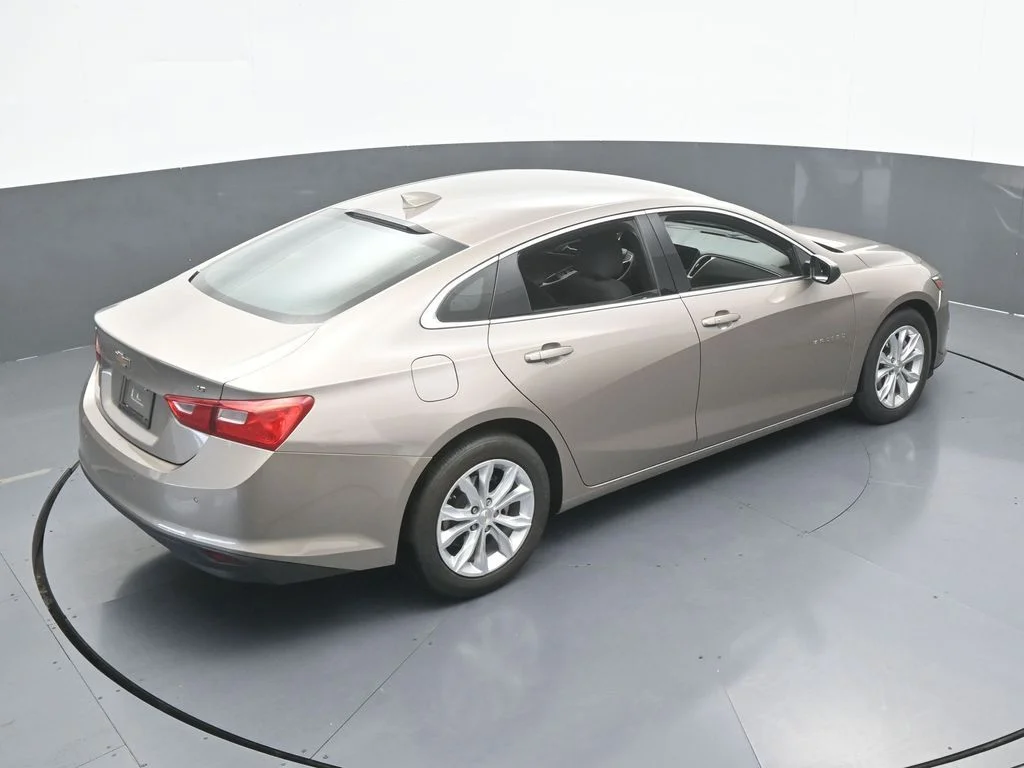 Used 2024 Mineral Gray Metallic Chevrolet LT image 50