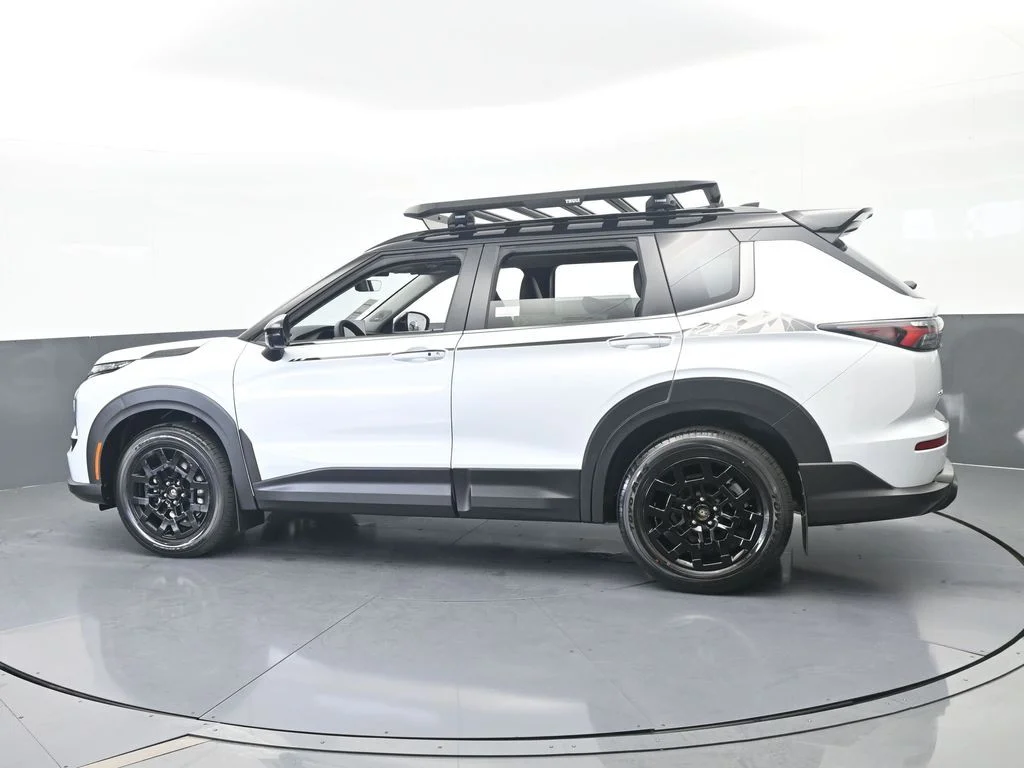 New 2026 White / Black Mitsubishi Trail Edition image 3