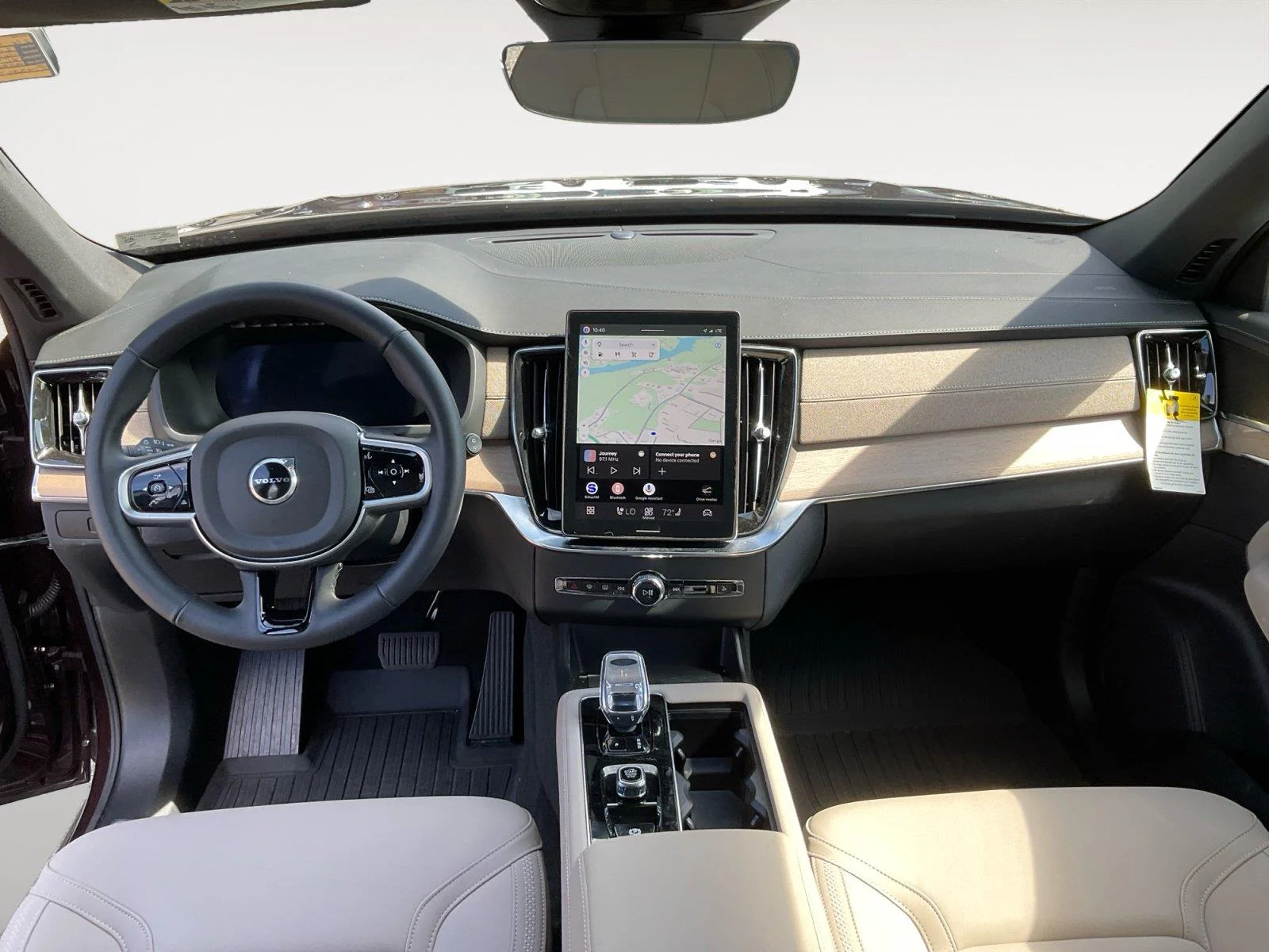 2026 Volvo XC90 Plus - Photo 10