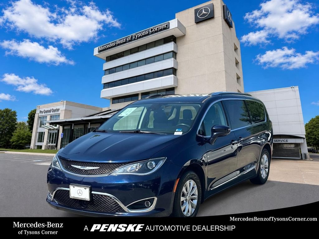 Used 2019 Blue Pearl Chrysler Touring L image 1