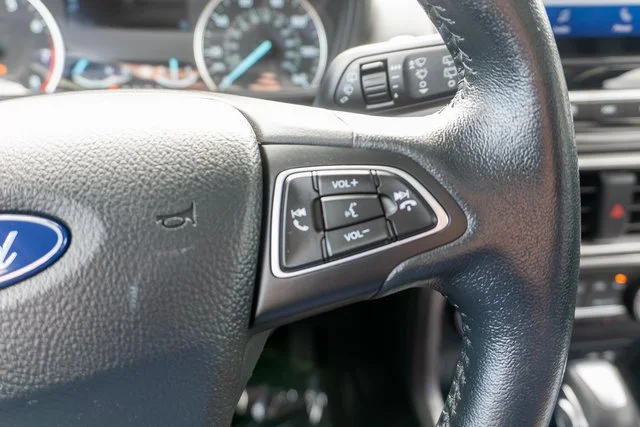 Used 2020 Black Ford SE image 24
