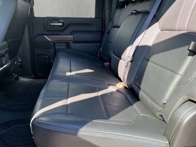 Used 2022 Blue Chevrolet High Country image 3