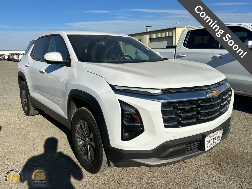 Used 2025 Summit White Chevrolet LT image 1