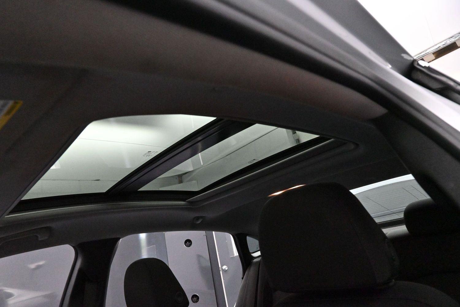 Used 2021 SILVER ICE METALLIC Chevrolet LT image 29