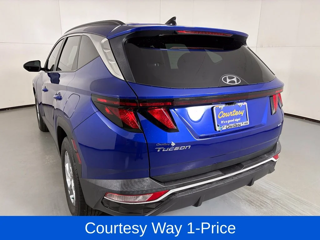 Used 2024 Blue Hyundai SEL image 8