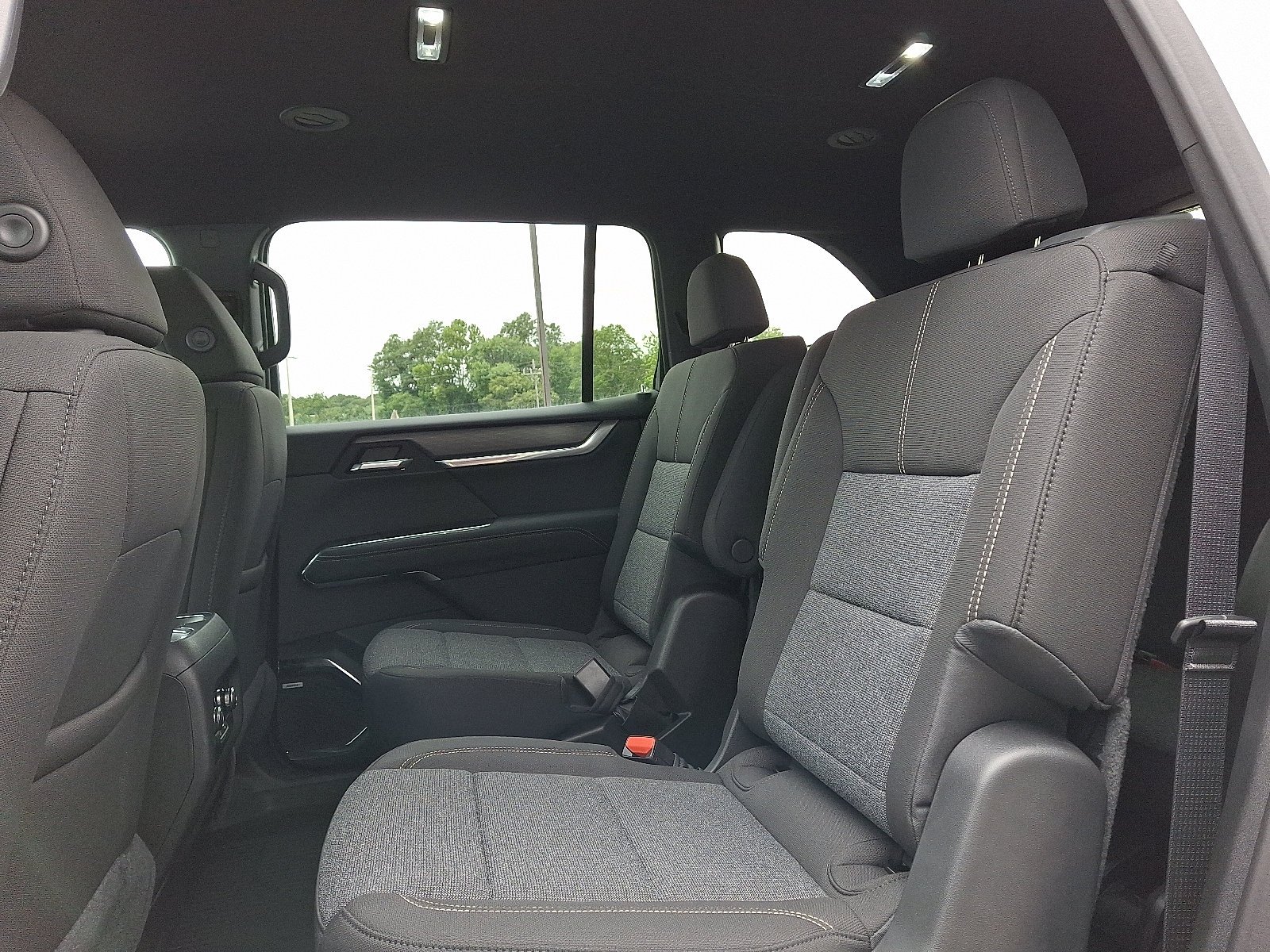 2026 GMC Acadia Elevation - Photo 6