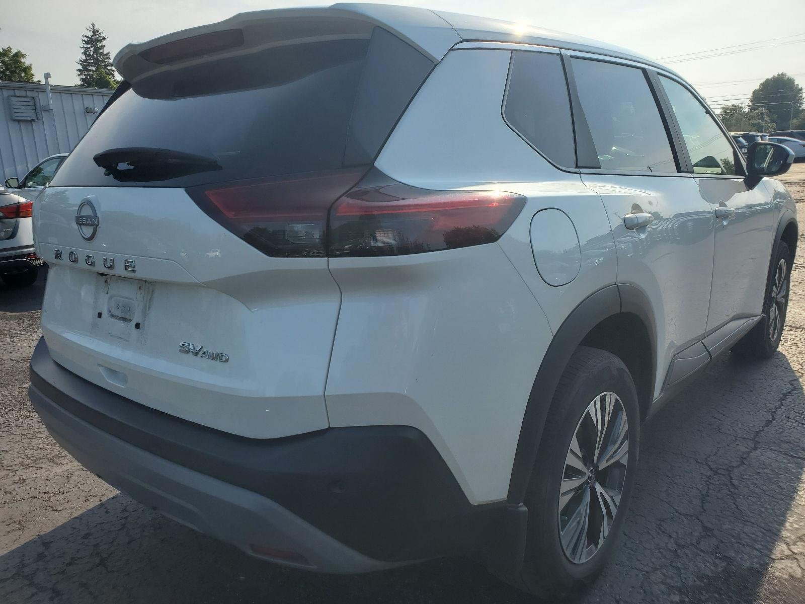Used 2023 Pearl White Tricoat Nissan SV image 2