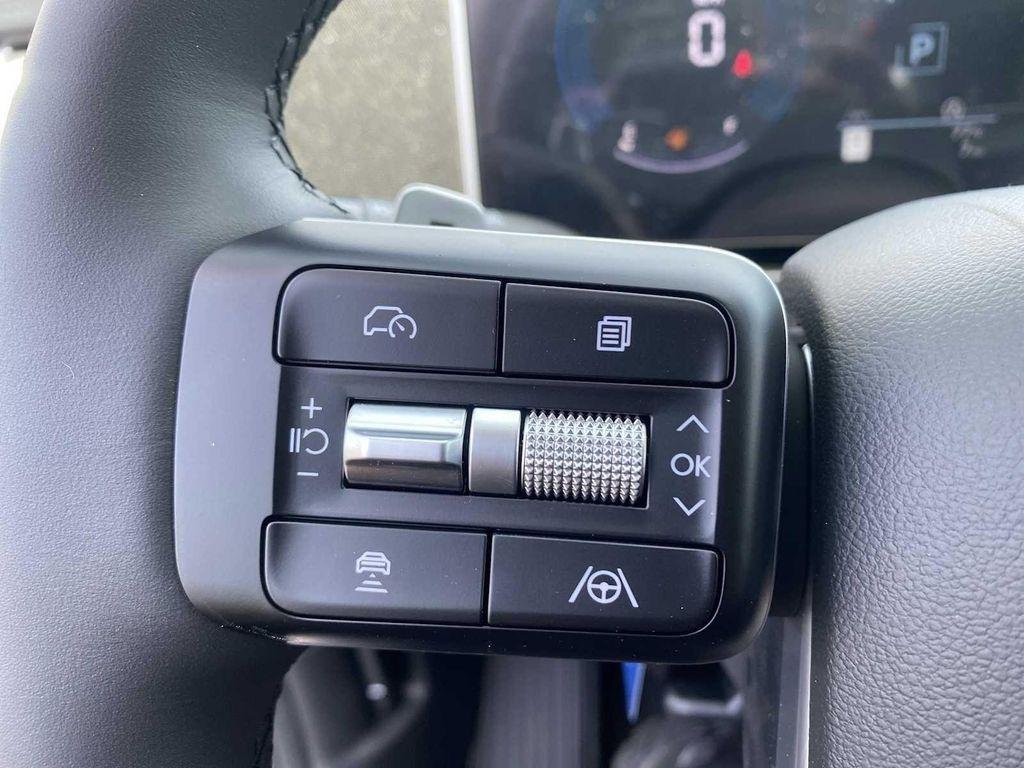 New 2026 White Hyundai SE FWD image 20