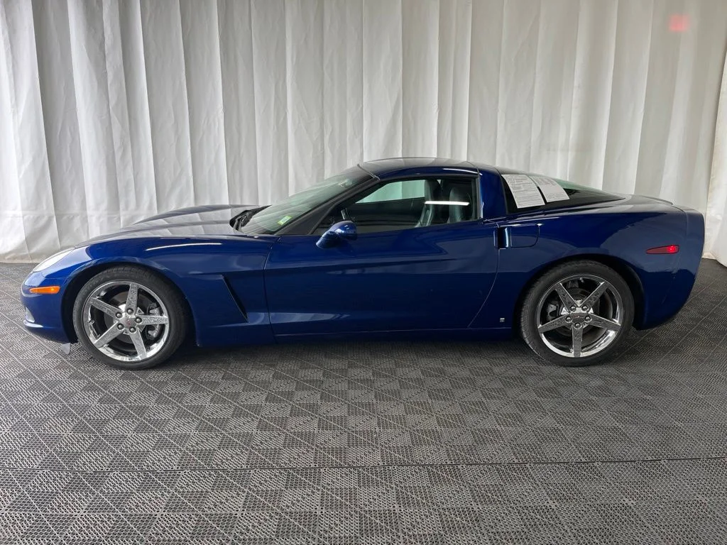 Used 2007 Blue Chevrolet Base image 19