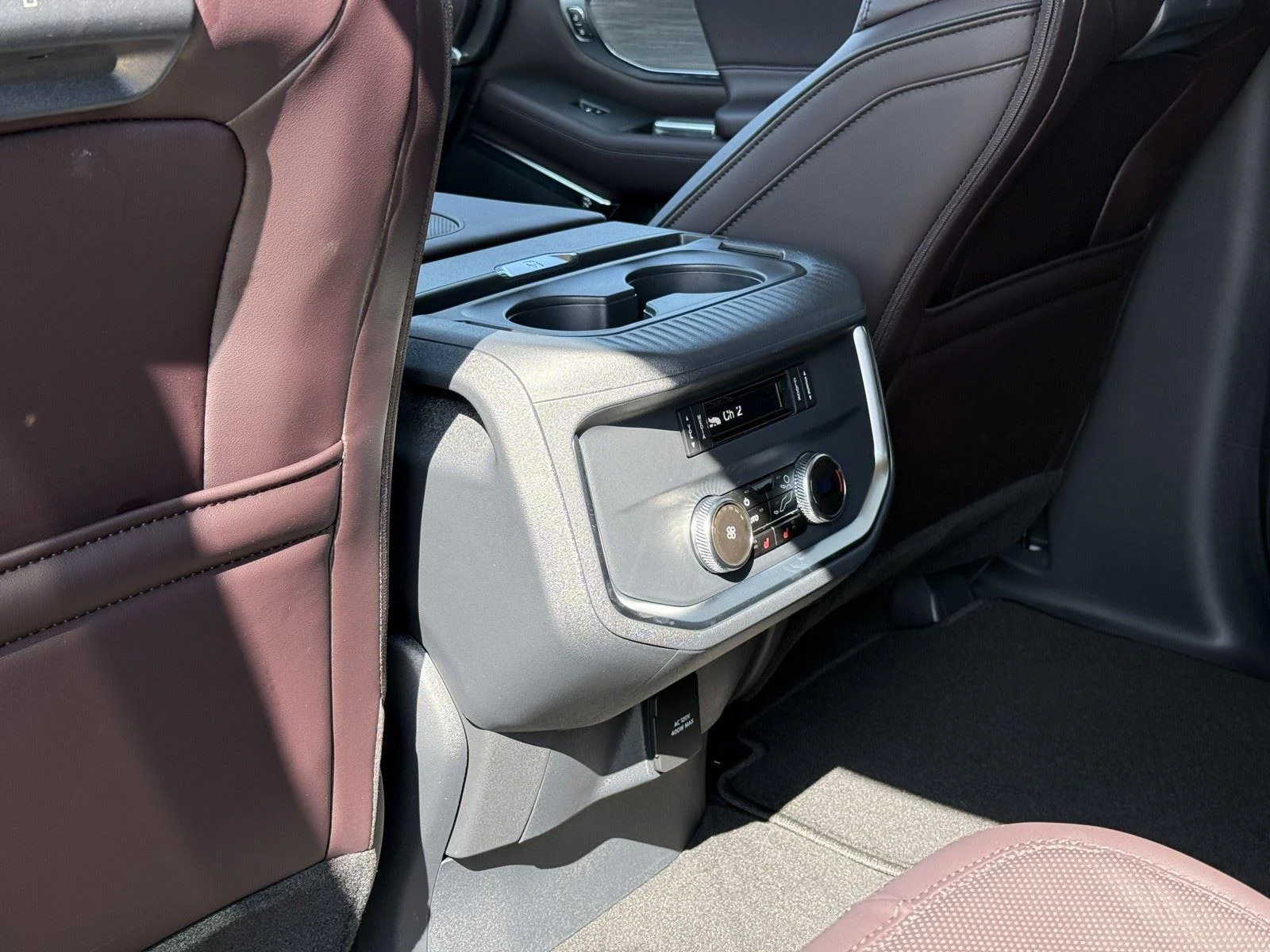 New 2026 Star White Metallic Tri-Coat Ford MAX Platinum® image 27