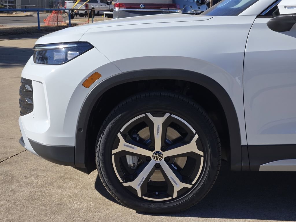 New 2026 White/off-white Volkswagen 2.0T SE image 5