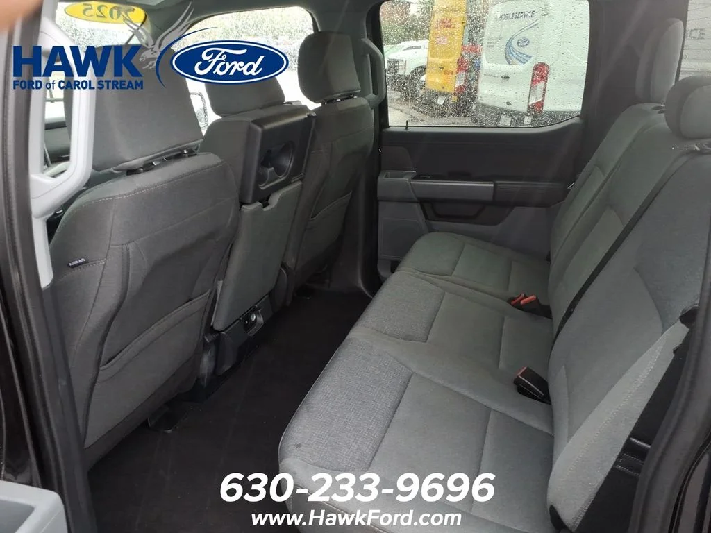 Used 2025 Black Ford XLT image 27