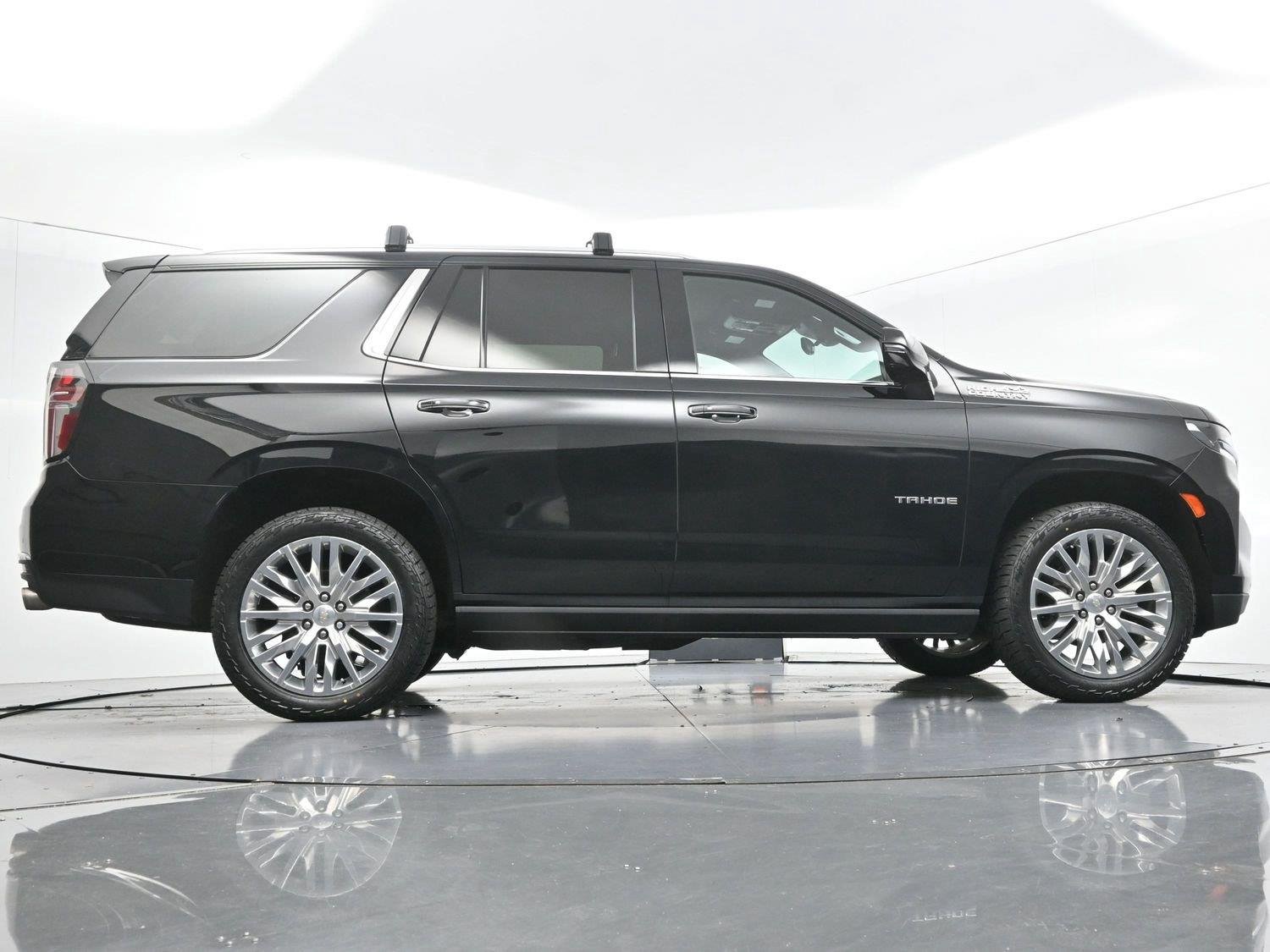 Used 2023 Black Chevrolet High Country image 55