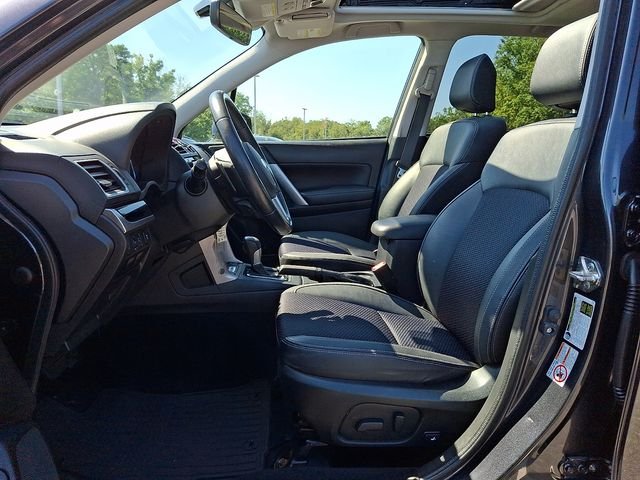 Used 2018 Gray Subaru 2.5i Premium image 14