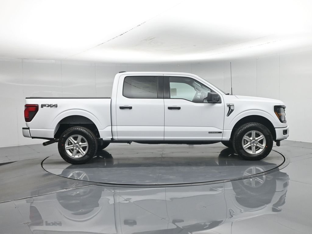 New 2026 Oxford White Ford XLT image 25