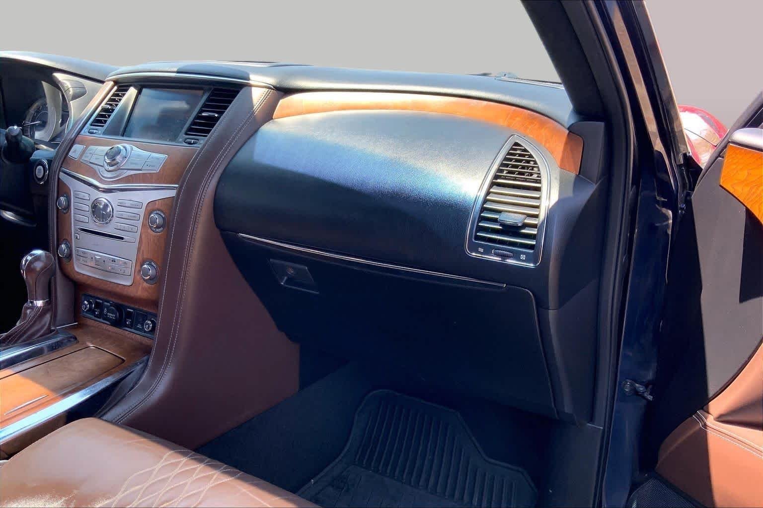 Used 2017 Hermosa Blue INFINITI Limited image 19