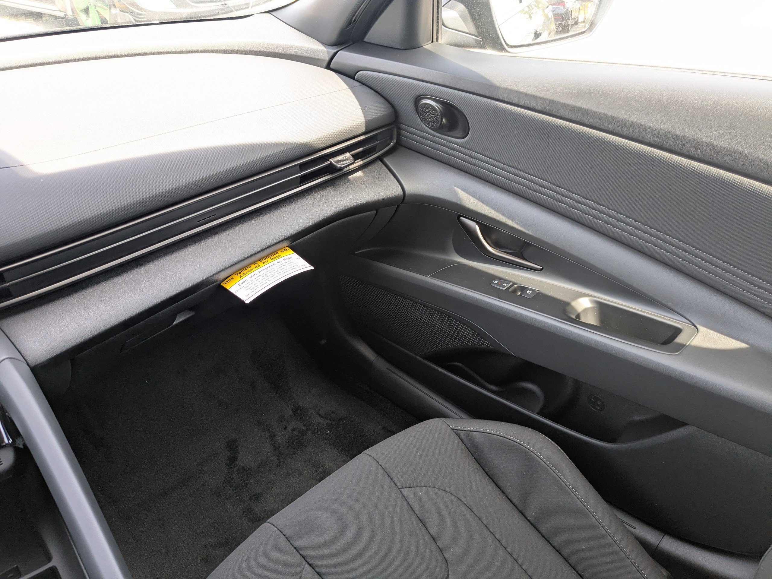 New 2026 Amazon Gray Hyundai SEL Sport Premium image 18