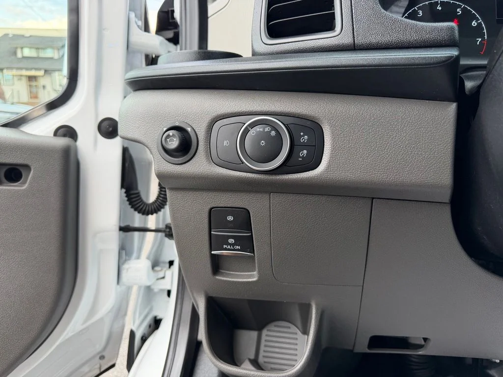 Used 2025 White Ford Base image 19