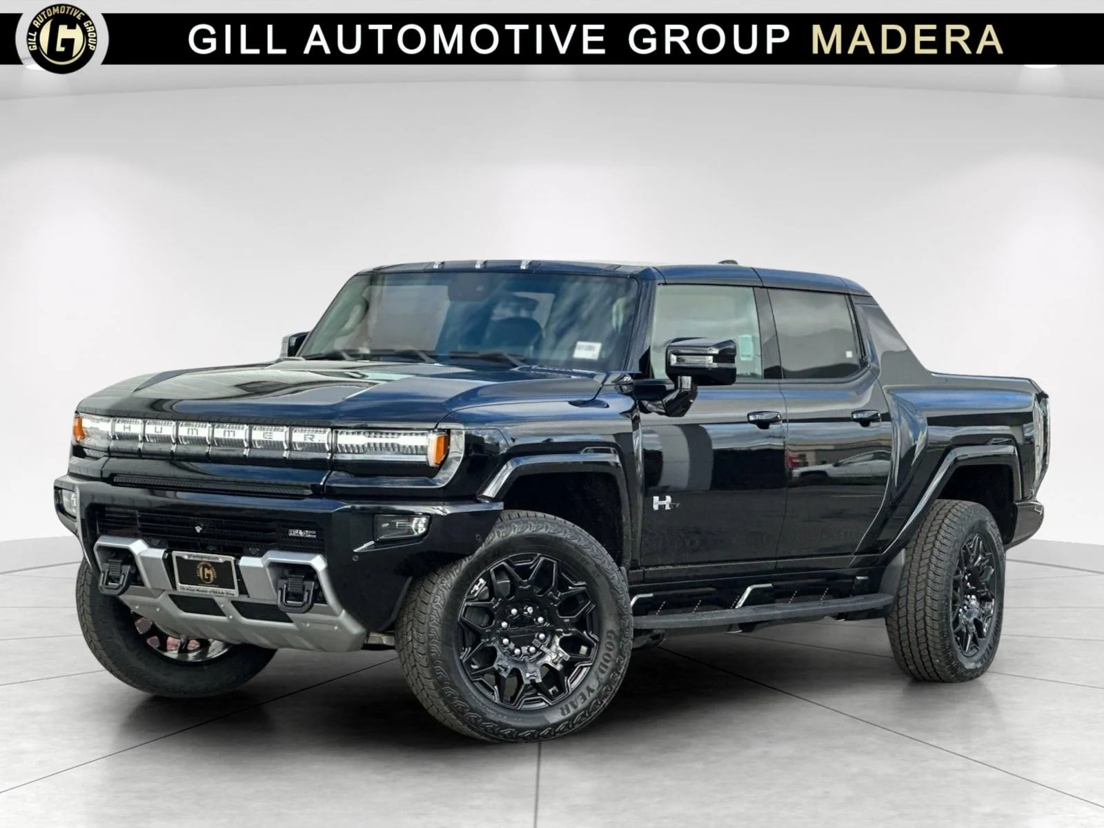 2025 GMC Hummer EV 2X's photo