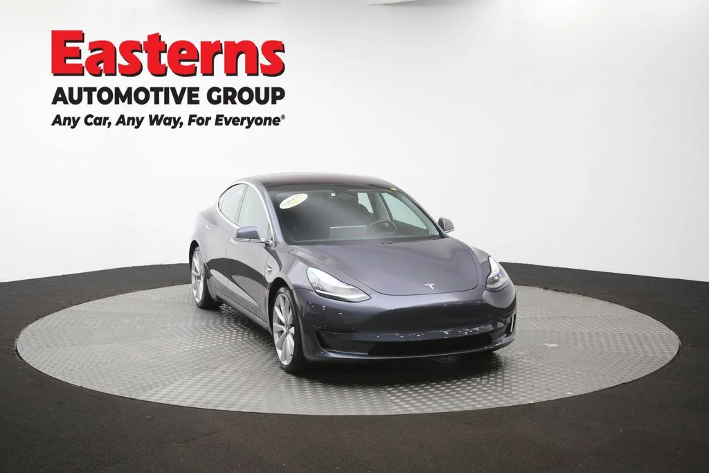 Used 2018 Gray Tesla Long Range image 46