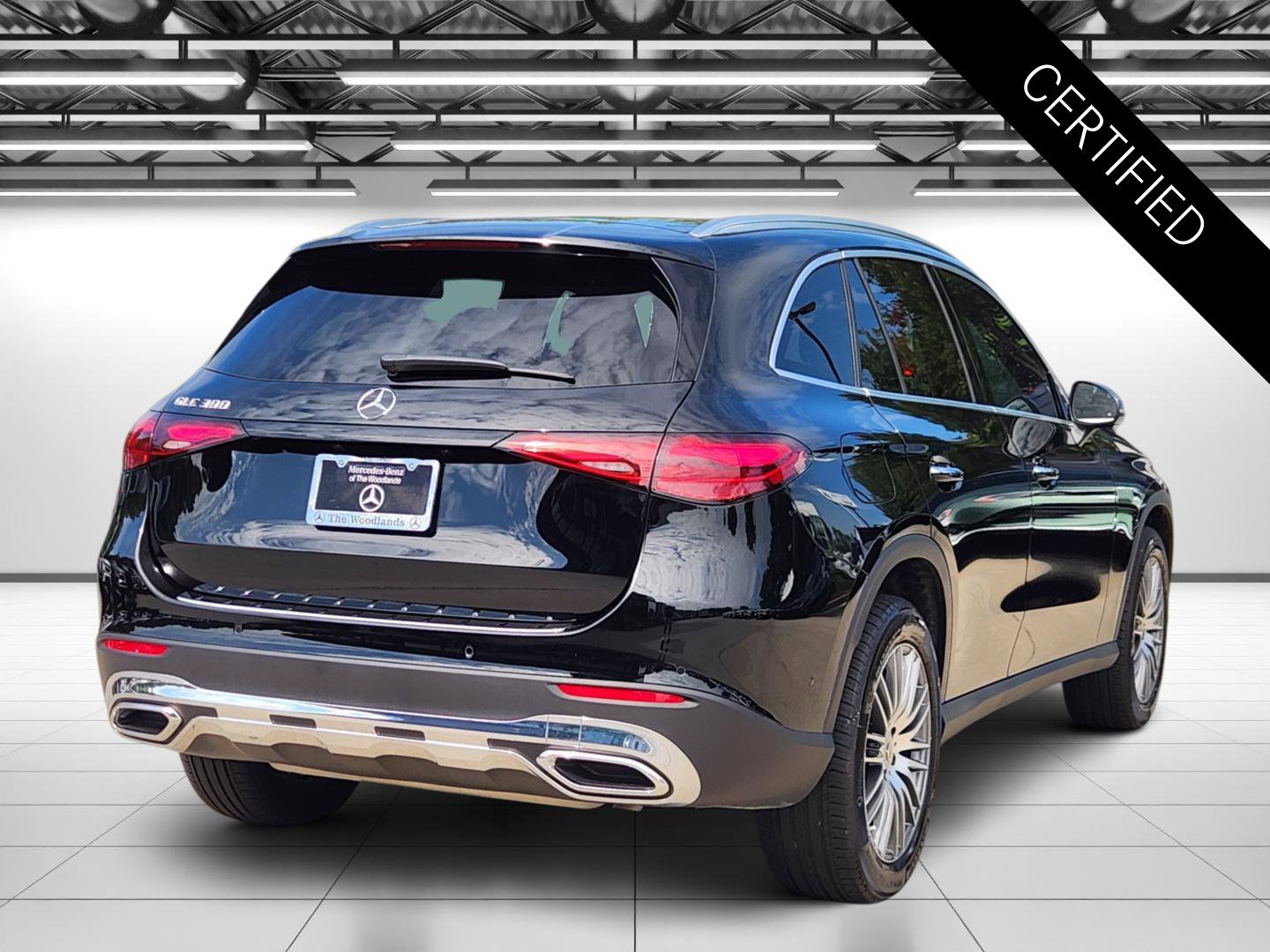 Certified Used 2026 Black Mercedes-Benz GLC 300 image 9