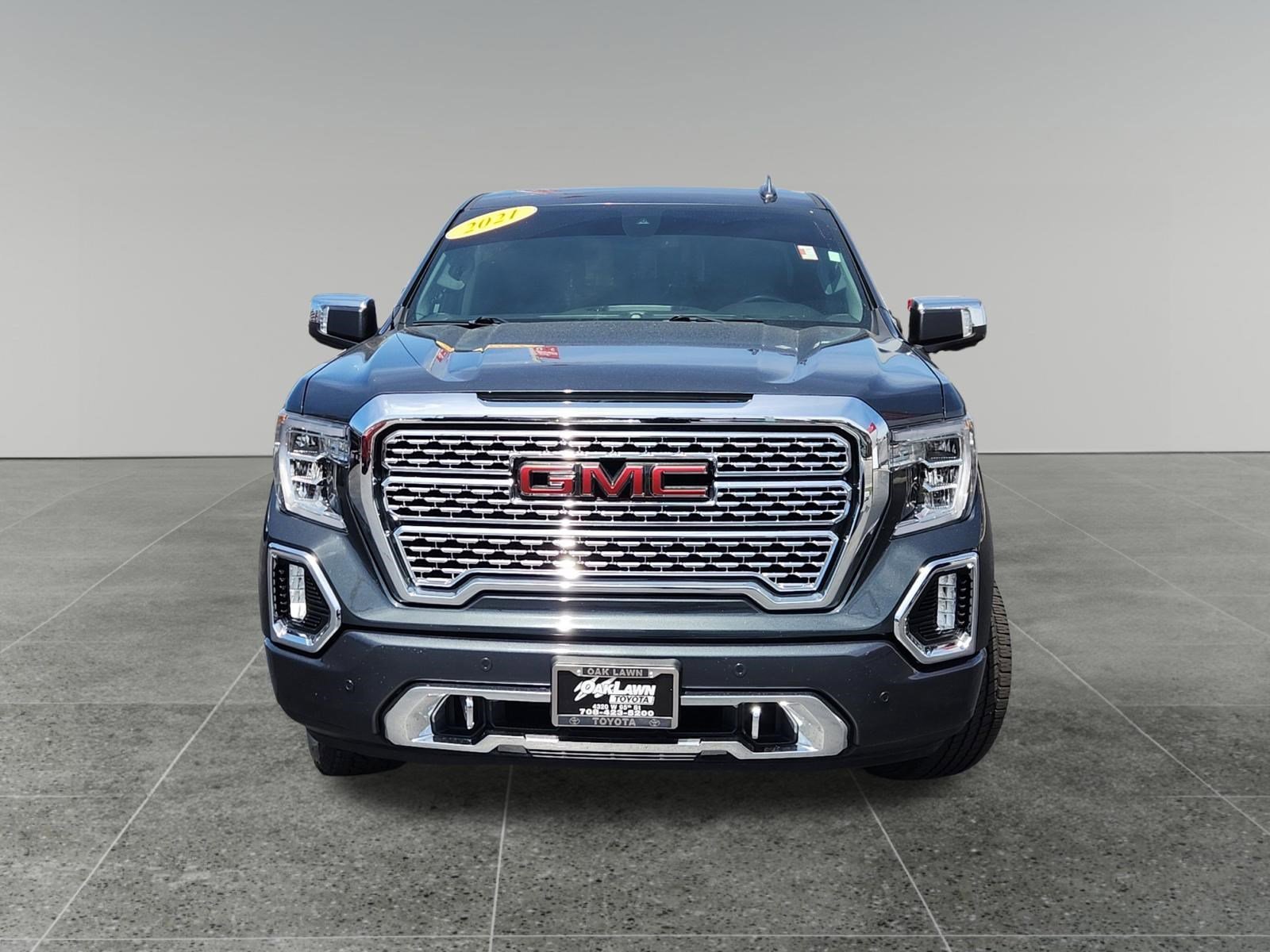 Used 2021 Hunter Metallic GMC Denali image 2