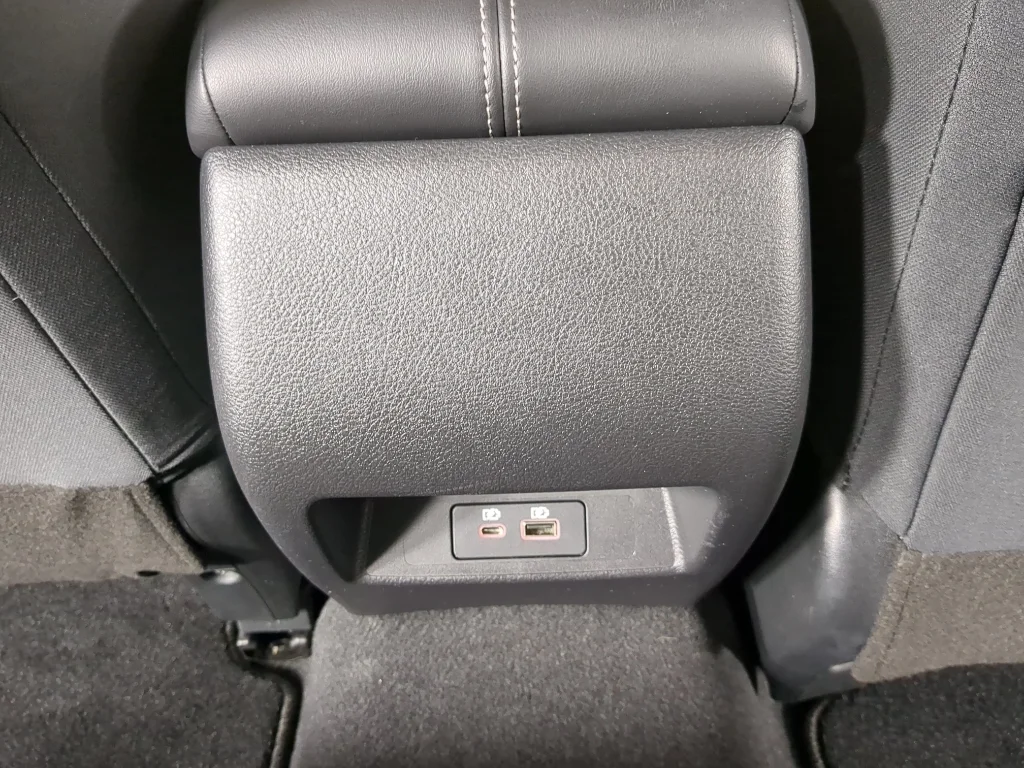 Used 2024 Super Black Nissan 2.5 SV image 23