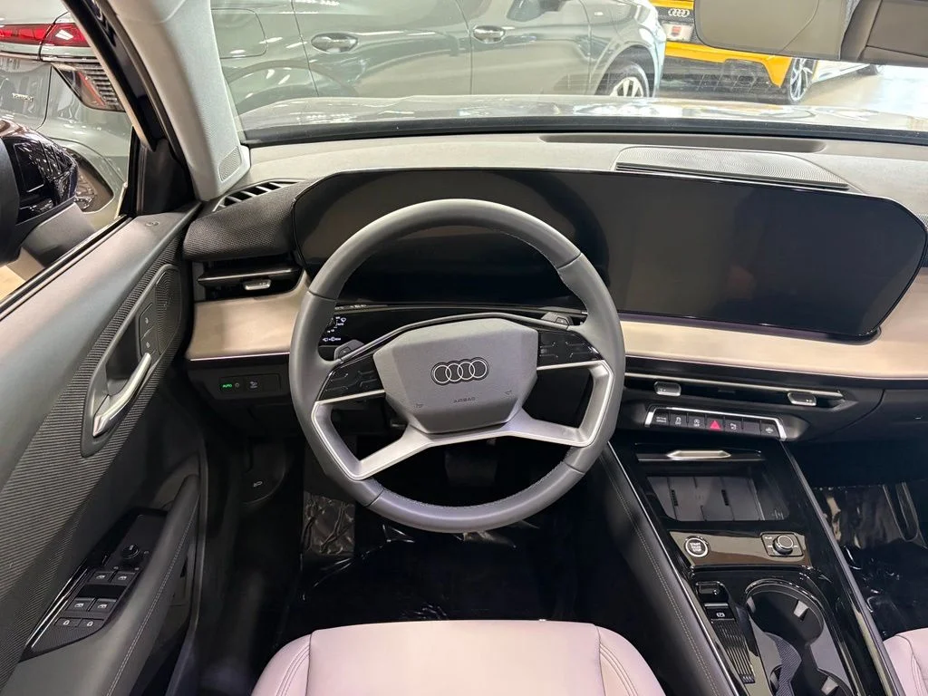 2026 Audi Q3 Base - Photo 15