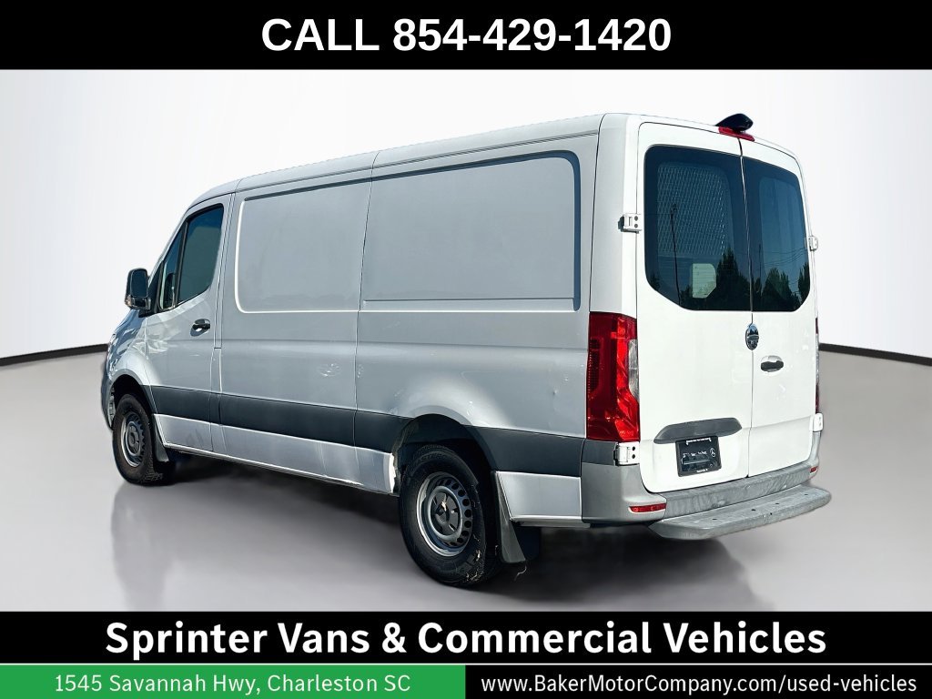 Used 2020 White Freightliner Base image 3