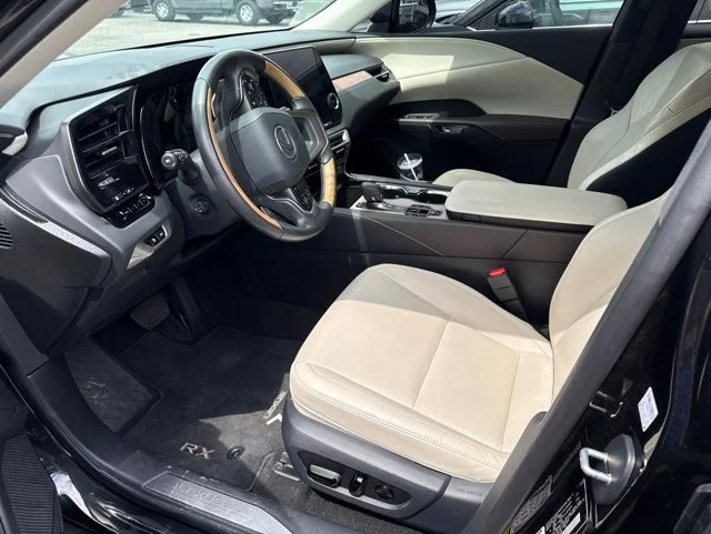 Used 2024 Black Lexus 350 Premium image 9