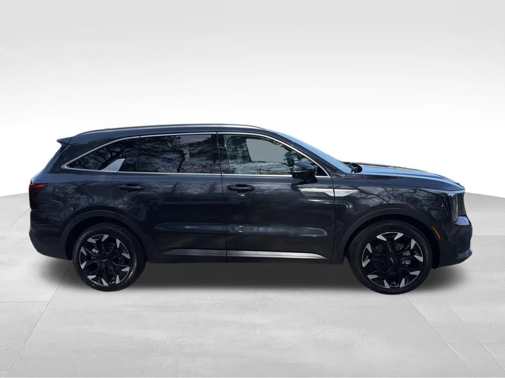 Used 2025 Gray Kia EX image 7